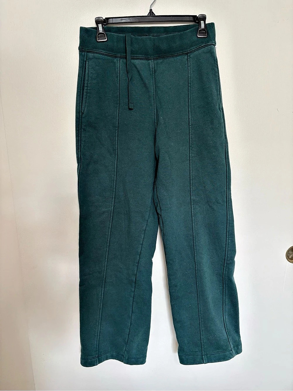 Alo Midnight Green Sweatpants in Green Small